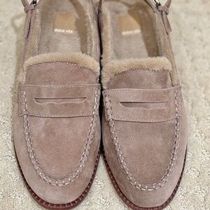 Vince Camuto Shearling Lined Loafers size 9